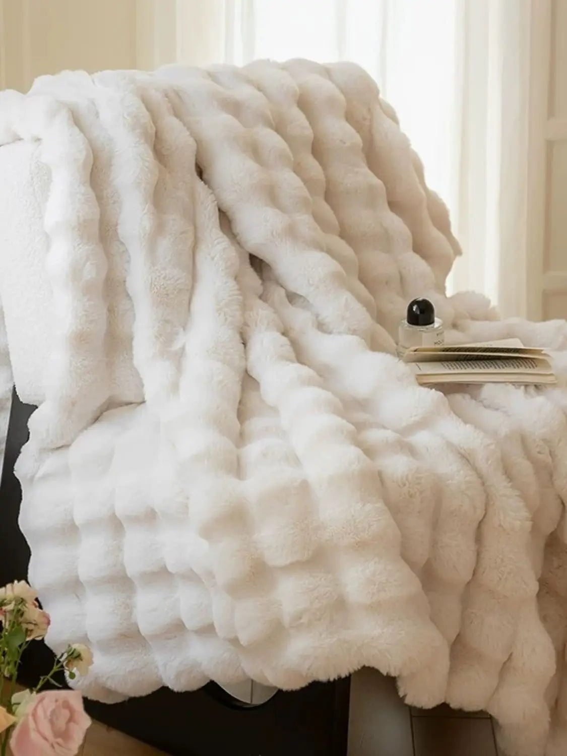 [Cozy|Faux Rabbit] Soft, Warm, 1pc Cozy Faux Rabbit Fleece Blanket- Bedroom, Guest Room, Living Room