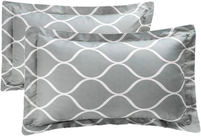 2-Pieces Gray Geometric Polyester Bedding Comforter Set.