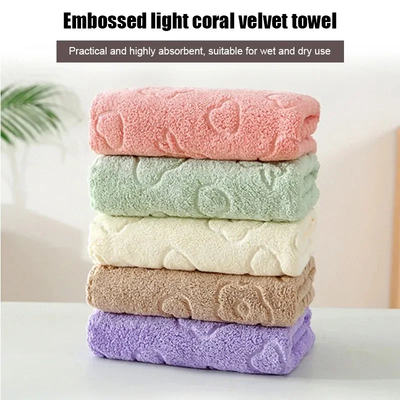 5-piece set of soft, absorbent coral fleece face towels - quick-drying bathroom towels.