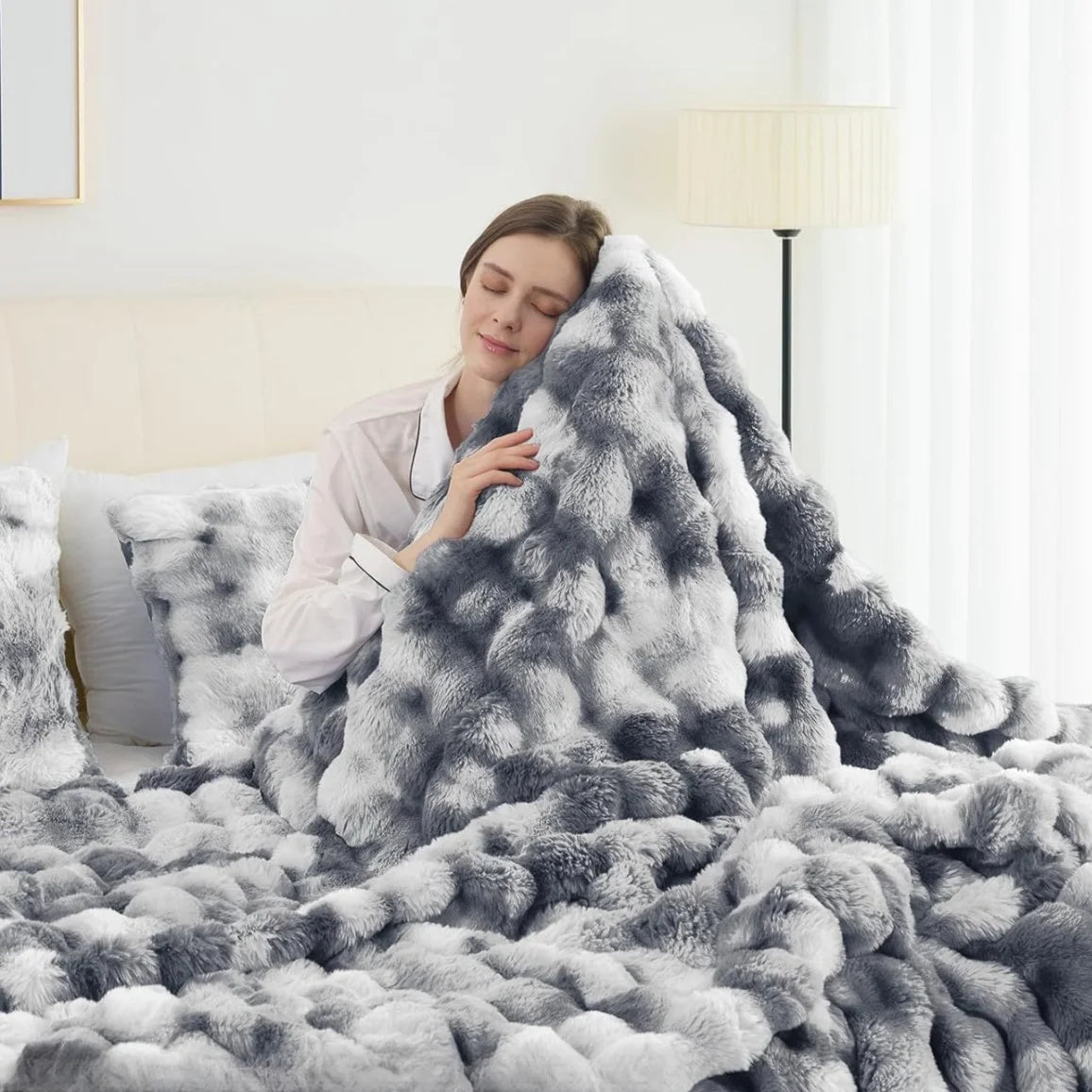 [Cozy|Faux Rabbit] Soft, Warm, 1pc Cozy Faux Rabbit Fleece Blanket- Bedroom, Guest Room, Living Room