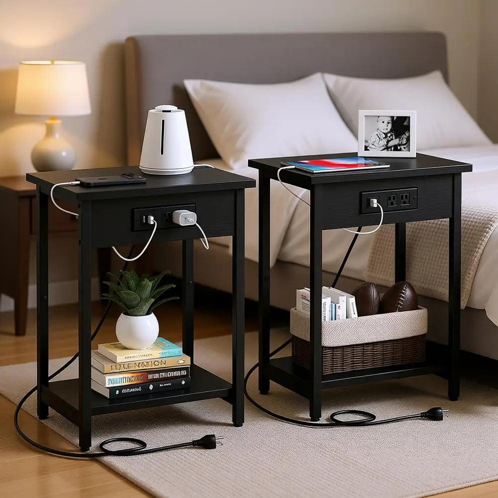 Side Table with Charging Station & USB Port, Set of 2, Small End Table Nightstands for Bedroom, Living Room.