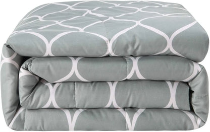 2-Pieces Gray Geometric Polyester Bedding Comforter Set.