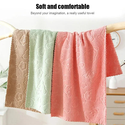 5-piece set of soft, absorbent coral fleece face towels - quick-drying bathroom towels.