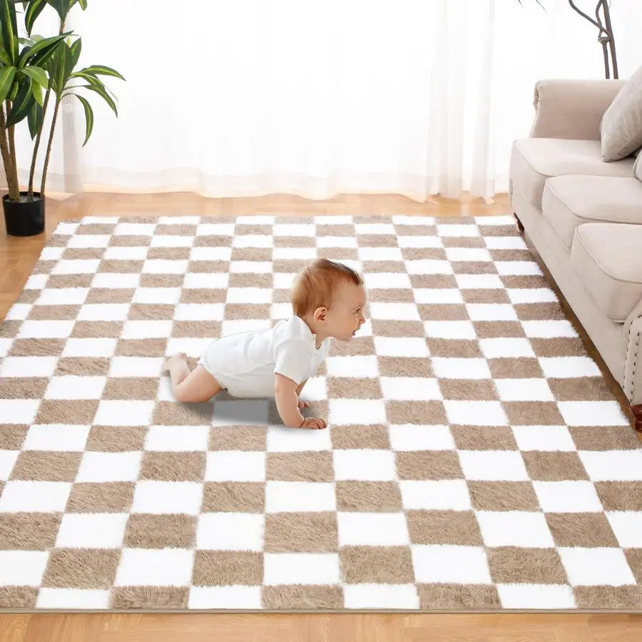 Soft Rug for Bedroom, 6x9 Ft Beige and White Area Rug Classic Checkered Shaggy Antiskid.