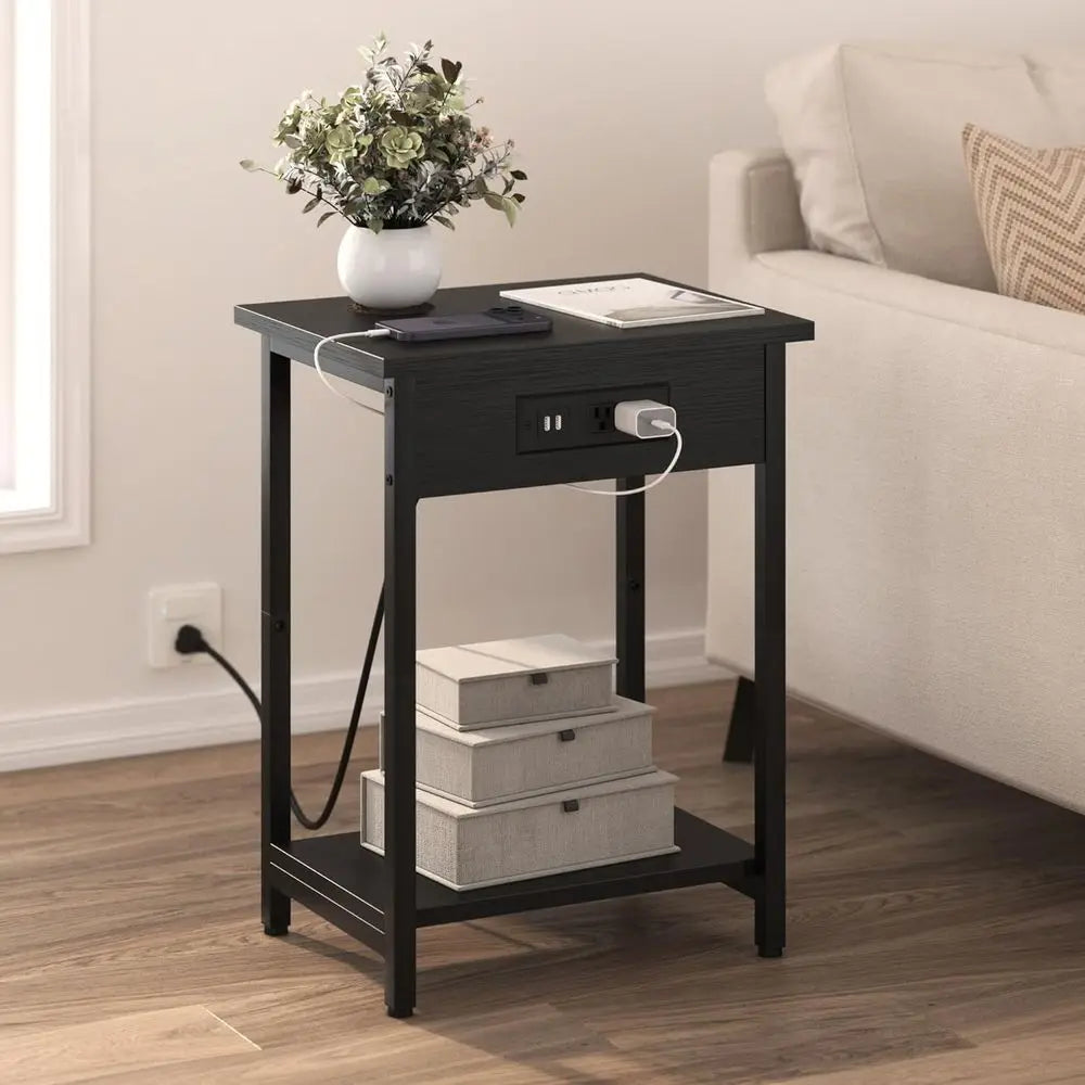 Side Table with Charging Station & USB Port, Set of 2, Small End Table Nightstands for Bedroom, Living Room.